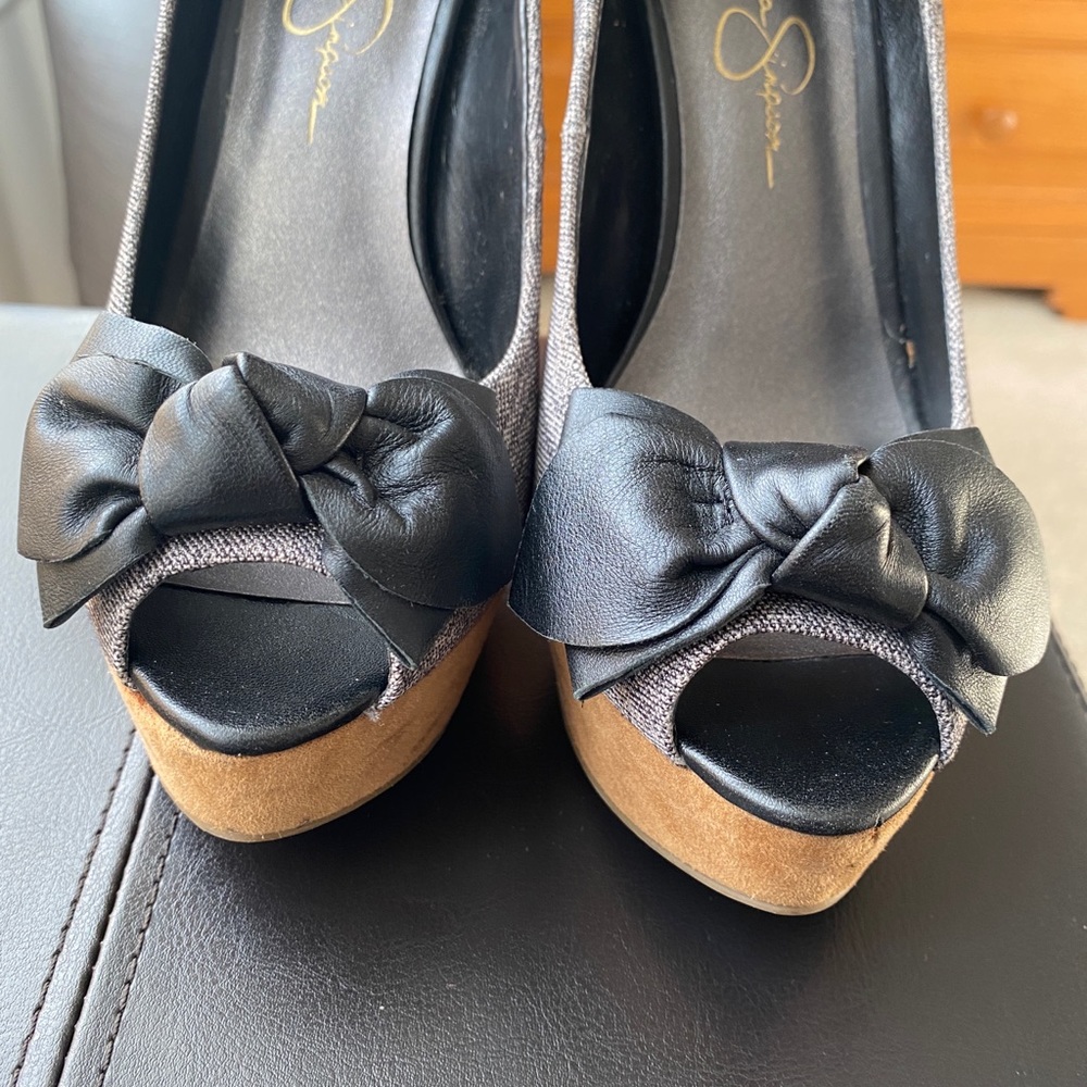 Jessica Simpson’s Para Tailor Grey Open toe heels.